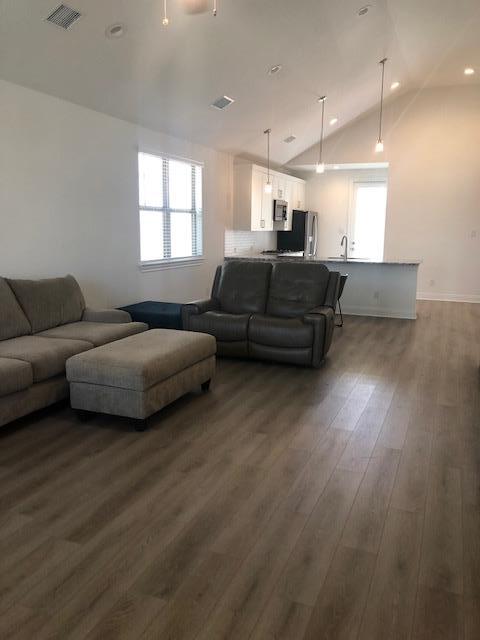 Building Photo - 307 Orleanian Dr