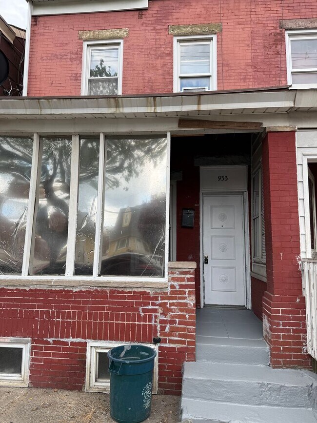 Foto del edificio - 933 Beatty St