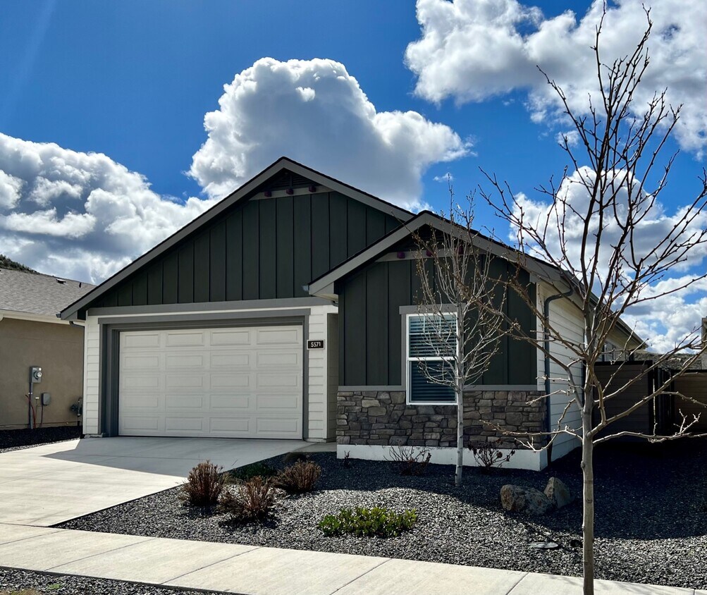 5571 W Old Ranch St, Garden City, ID 83714 House Rental in Garden