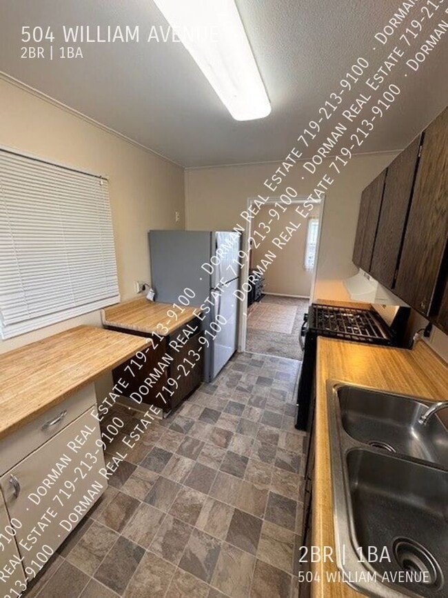 Building Photo - 504 William Ave