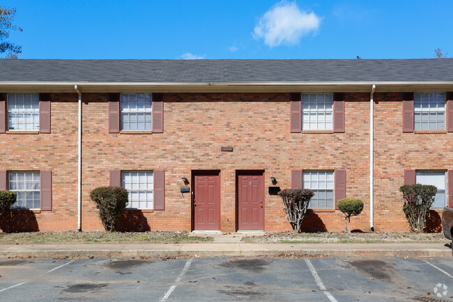 Foto del edificio - Cornerstone Townhomes