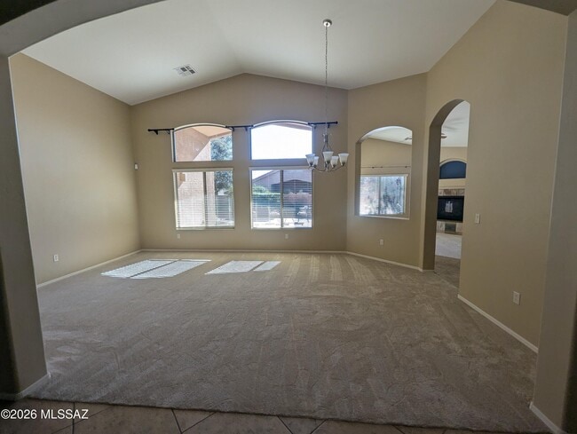 Foto del edificio - 651 W Sonatina Ln