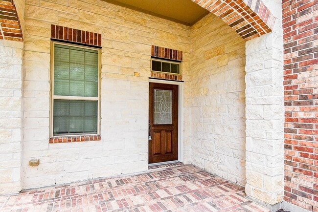 Building Photo - 6410 Papaya Bend Dr