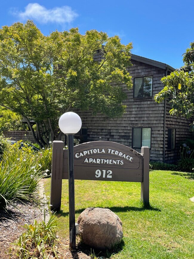 Foto del edificio - 912 Capitola Ave