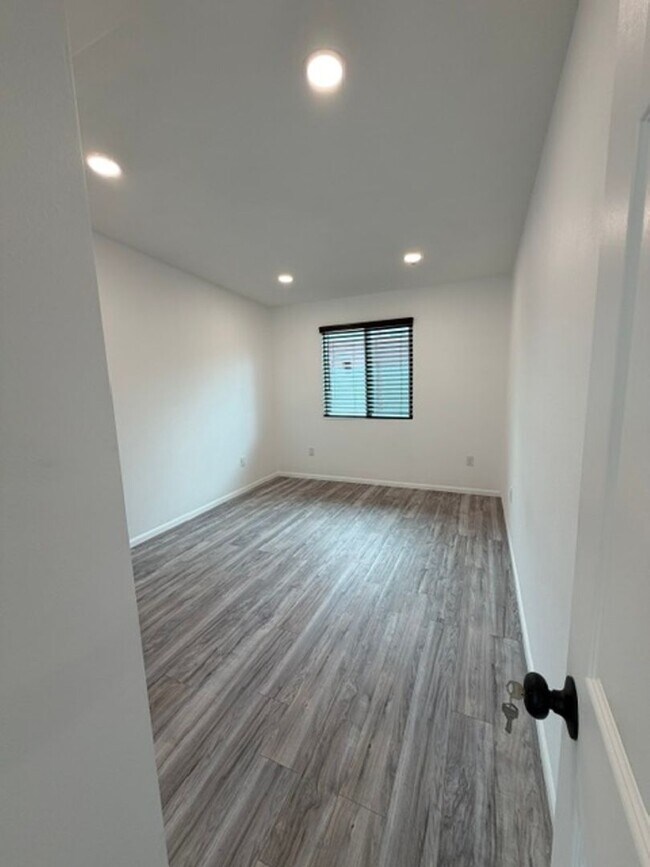 Foto del edificio - Brand New 1Bed/1Bath ADU