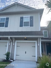 Building Photo - 66 Woodland Pk Dr