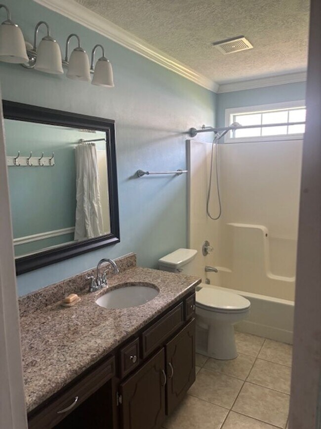 Building Photo - 4621 Shadow Moss Ct