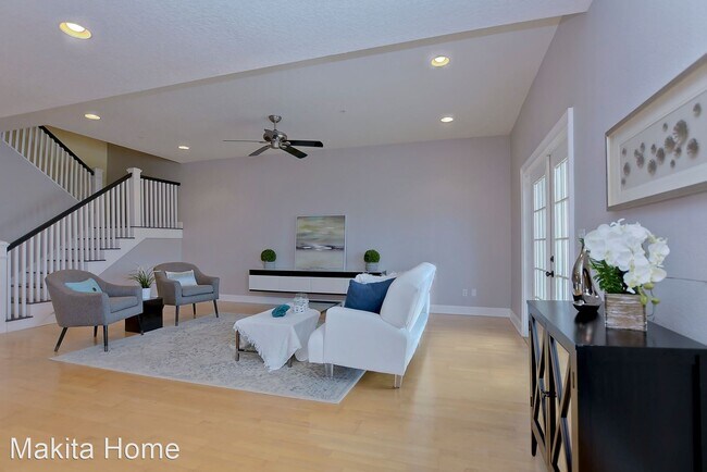 Foto del edificio - 3 br, 3 bath House - 213 126th Avenue