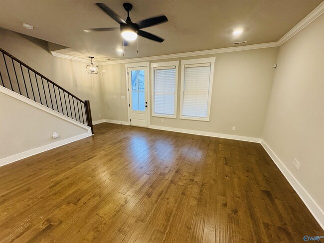 Building Photo - 136 Iberville St