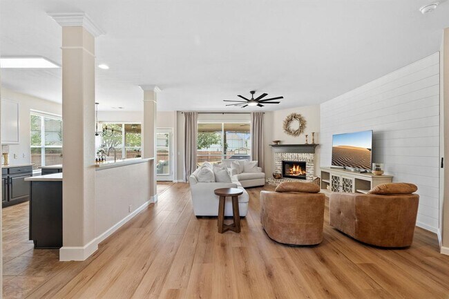 Foto del edificio - 154 Larch Cove