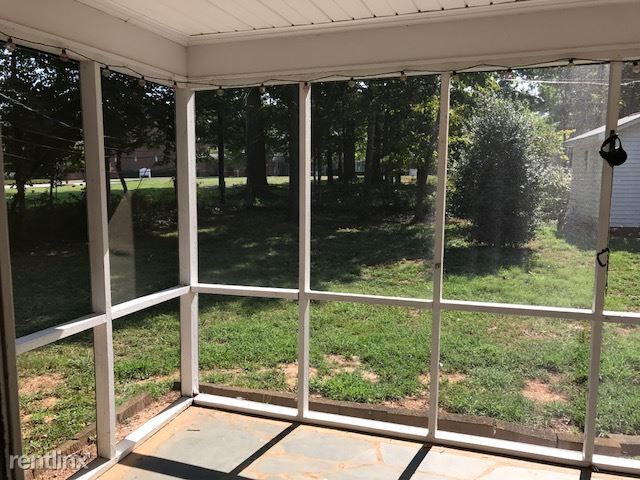 Building Photo - 3 br, 2 bath House - 408 N Holden Rd