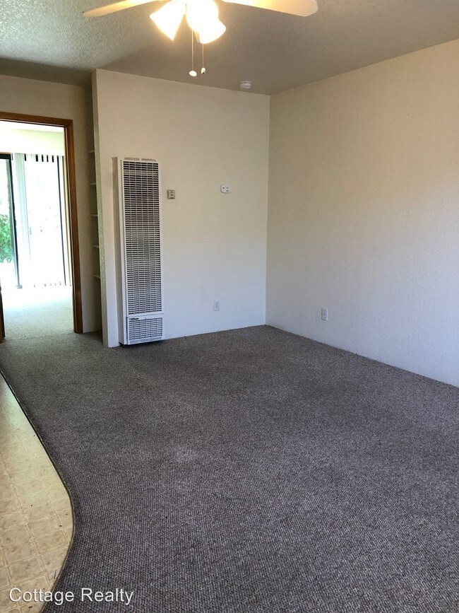 Building Photo - 1472 Terrace Ln