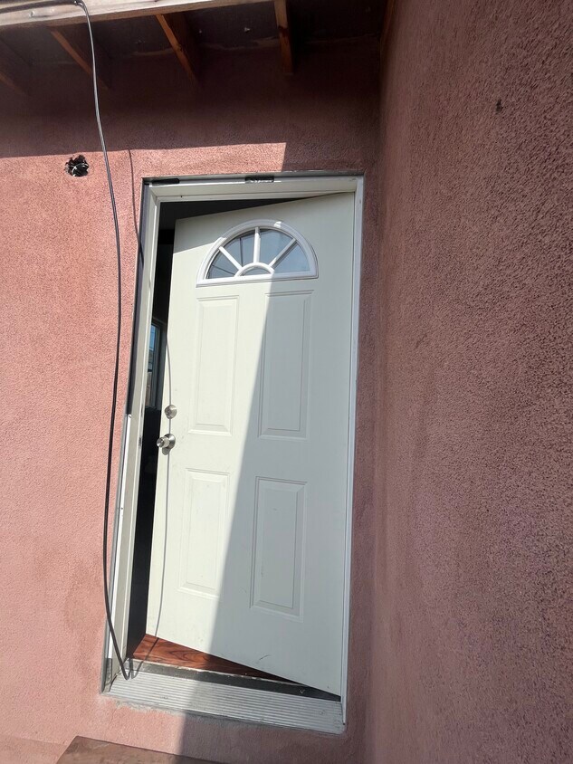 2637 111th St, Lynwood, CA 90262 House Rental in Lynwood, CA