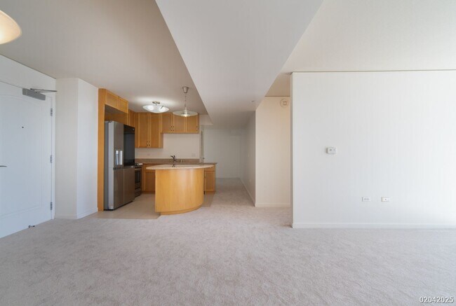 Foto del edificio - 2 BD/2 BA/2 Parking Condo in the Moana Pacific