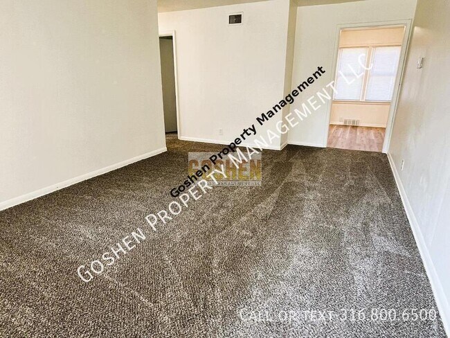 Foto del edificio - Show Stopping Home! Completely Remodeled.