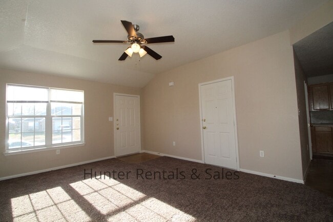 Foto del edificio - Cove Three-Bedroom!