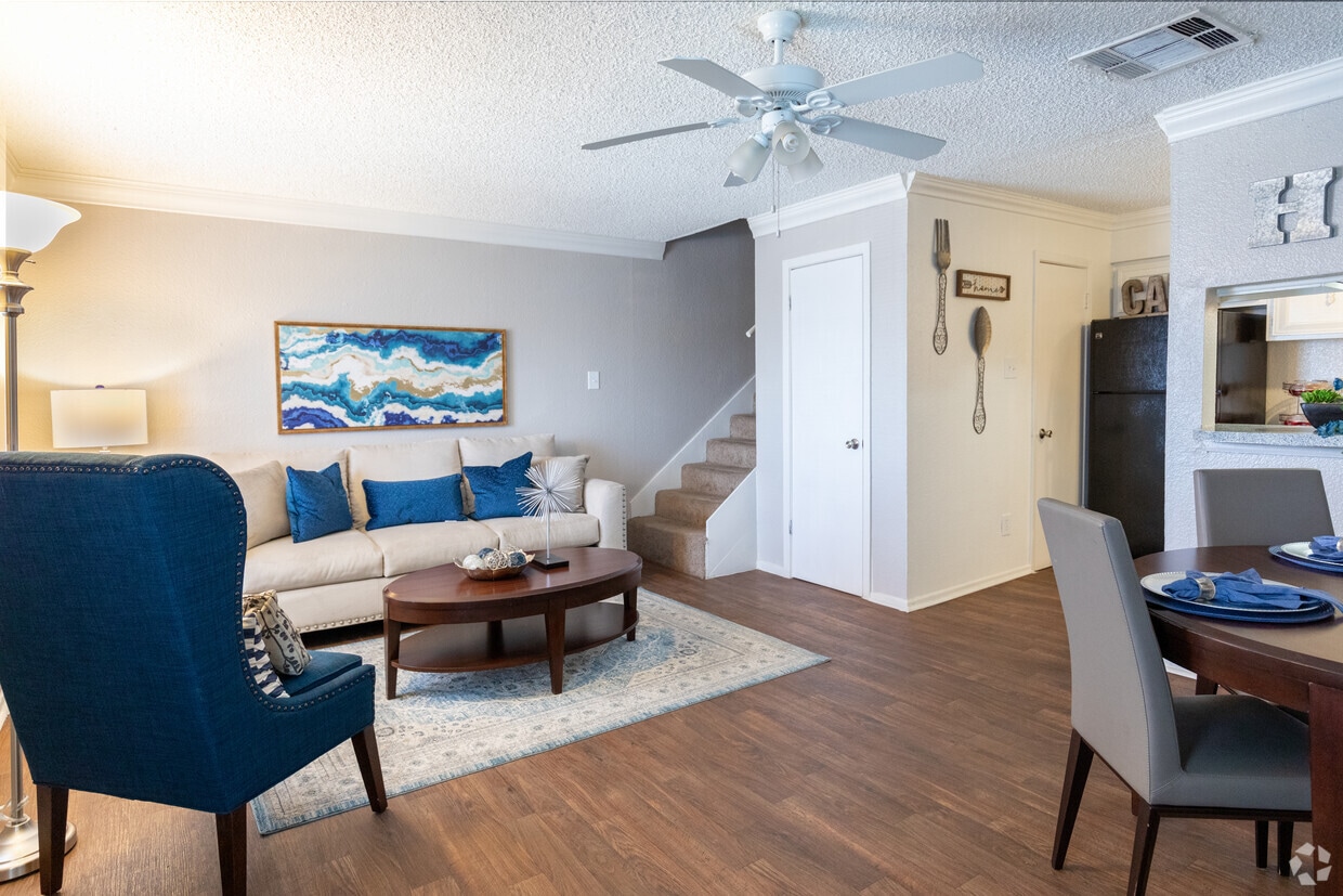 2 BR, 2.5 BA - 1044SF - La Serena