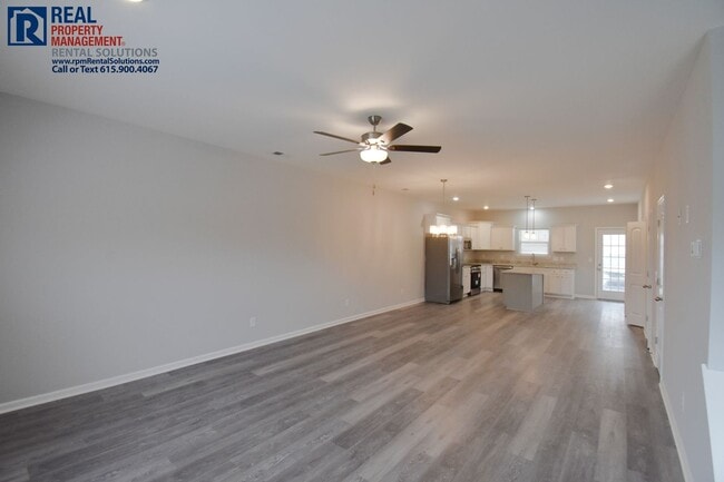 Building Photo - BRAND NEW 3BD/2.5BA townhome in LaVergne!