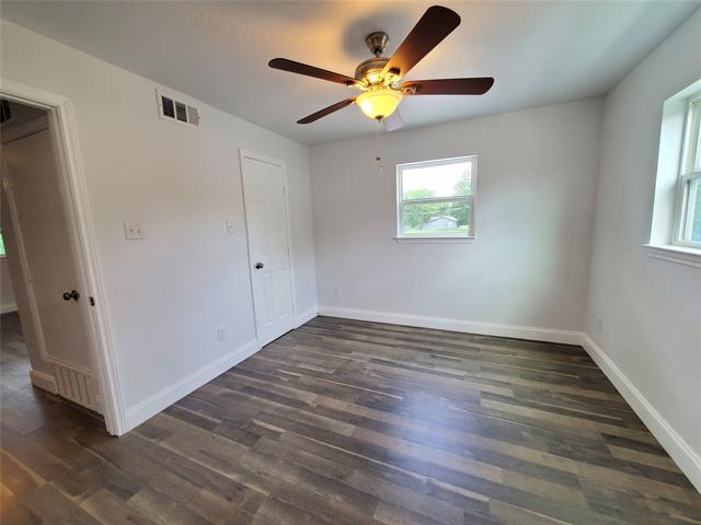 Building Photo - 2004 Wesley St