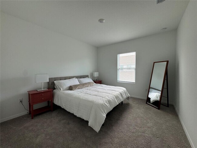 Building Photo - 6484 Rover Wy