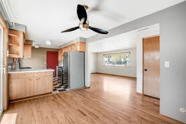 Foto del edificio - Charming 3 bed, 1.5 bath rental home in Milwaukie!