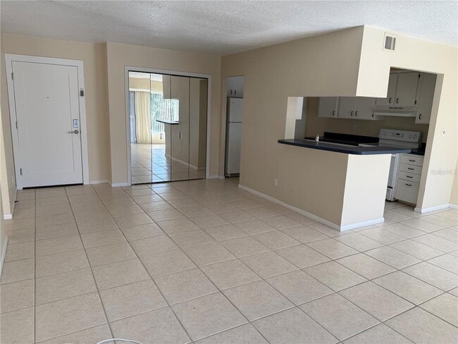 Building Photo - 1100 Imperial Dr