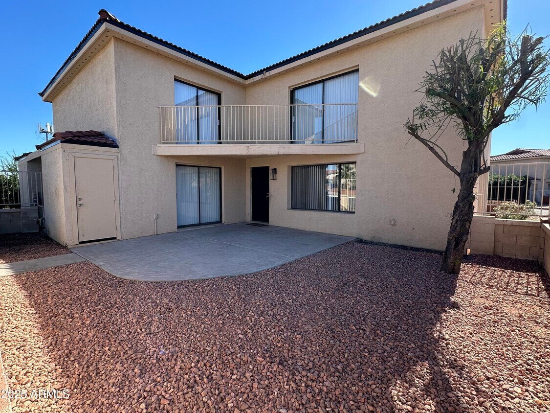 Foto principal - 15650 N 19th Ave