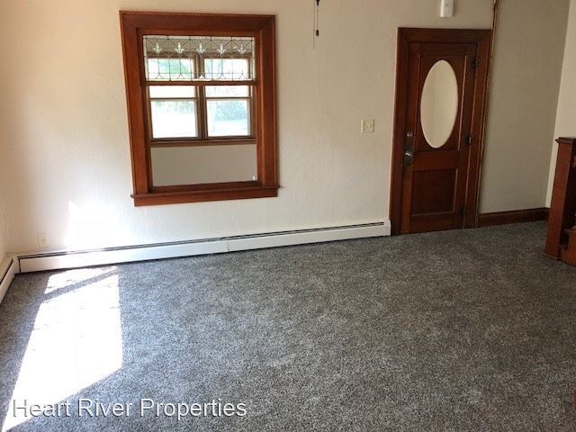 Foto del edificio - 3 br, 1.5 bath House - 538 1st Ave W