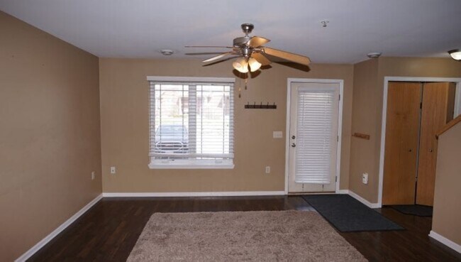 Foto del edificio - 6720 Fairhaven Rd