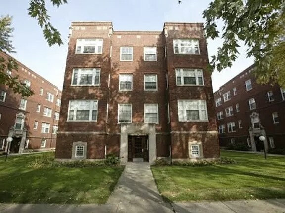 Foto del edificio - 1701 W Albion Ave