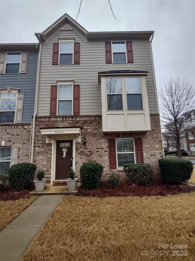 Building Photo - 4073 Zilker Park Dr