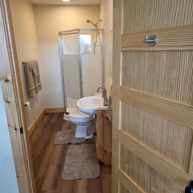 Foto del edificio - 121 E Main St