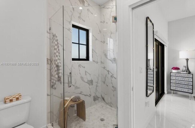 Foto del edificio - 2308 E 4th Ave