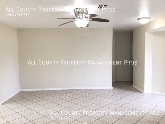 Building Photo - 5425 San Jose Dr