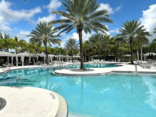 Foto del edificio - 16743 Picardy Way