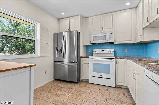 Building Photo - 1747 Pebble Beach Dr