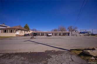 Building Photo - 6908 Buffalo Ave