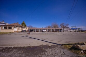 Building Photo - 6908 Buffalo Ave