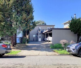 Building Photo - 2228 McGee Ave