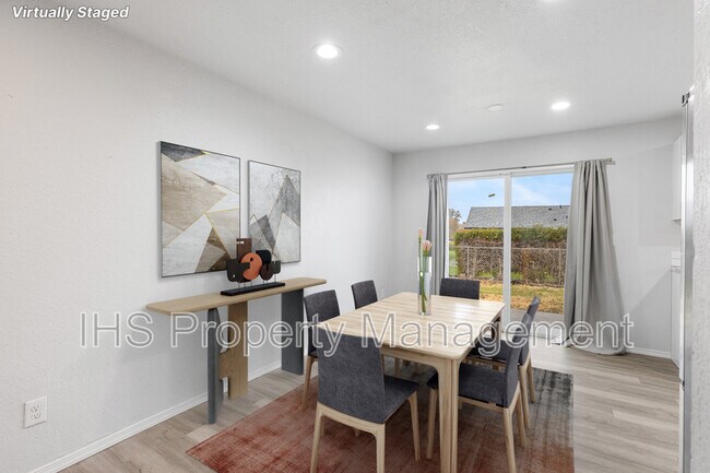 Foto del edificio - 3714 W 16th Pl