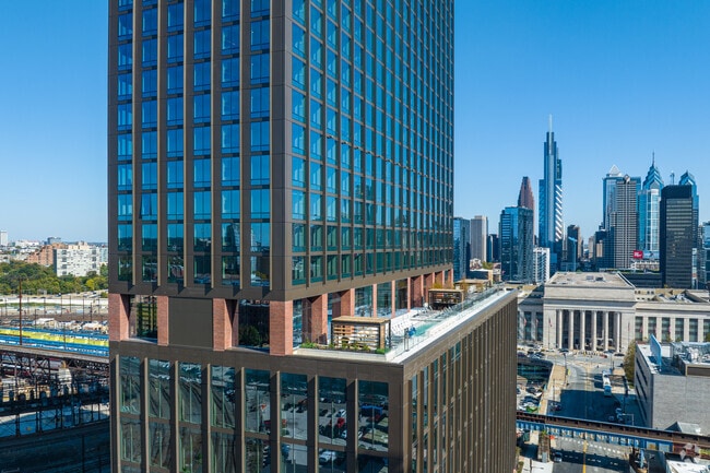 Building Photo - Avira
