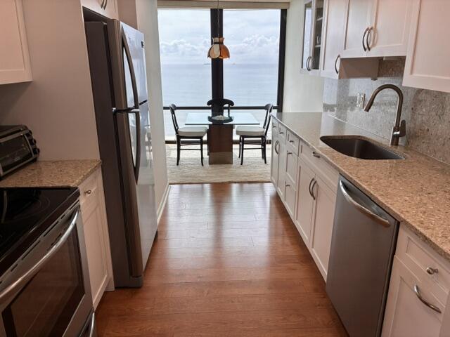 Building Photo - 250 S Ocean Blvd