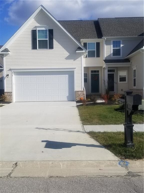 Foto principal - 806 Walcutt Ct