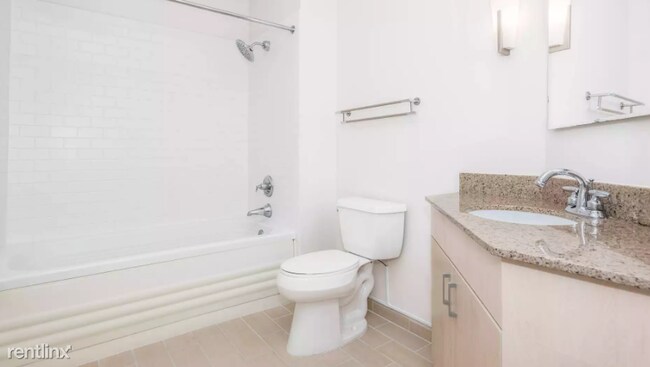 Foto del edificio - 630 Washington St