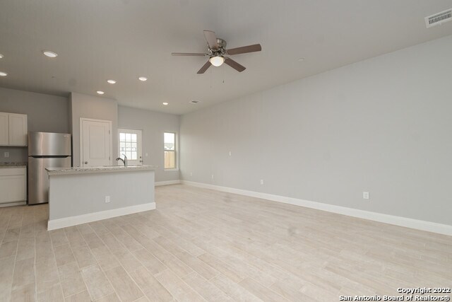 Foto del edificio - 7220 Savannah Brooks