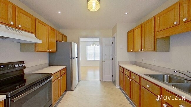 Photo - 903 Balfoure Dr House