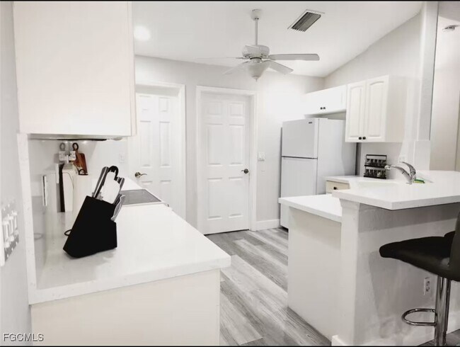 Foto del edificio - 9351 Agate St