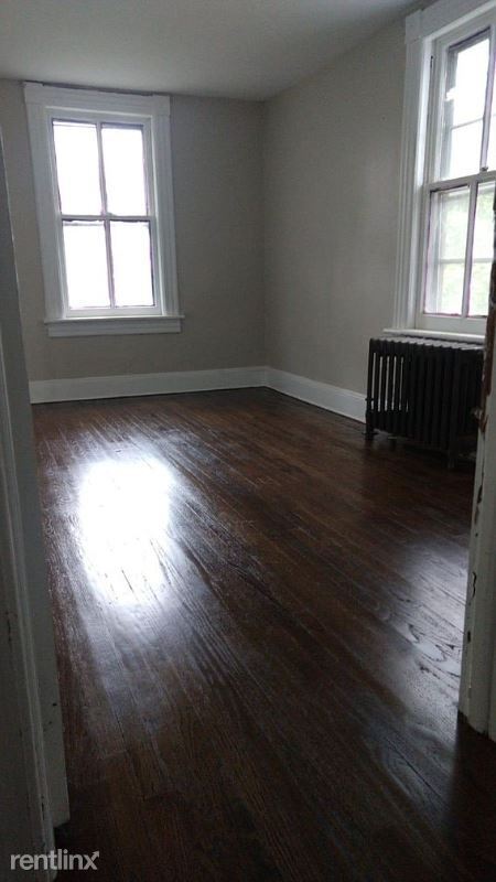 Building Photo - 2 br, 1 bath House - 32 Dayton Ave