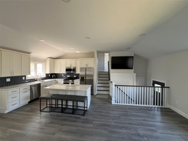 Foto del edificio - 25 Fairlawn Ln
