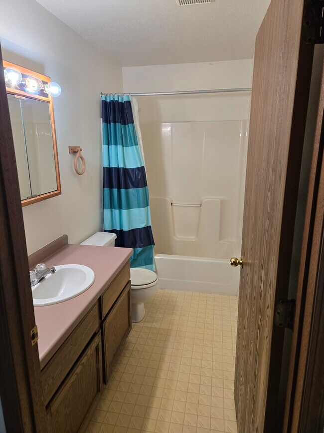 Foto del edificio - 521 Franklin St